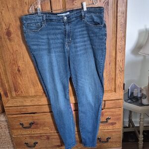 Levi Signature Mid Rise Skinny Jeans 22L 36x32